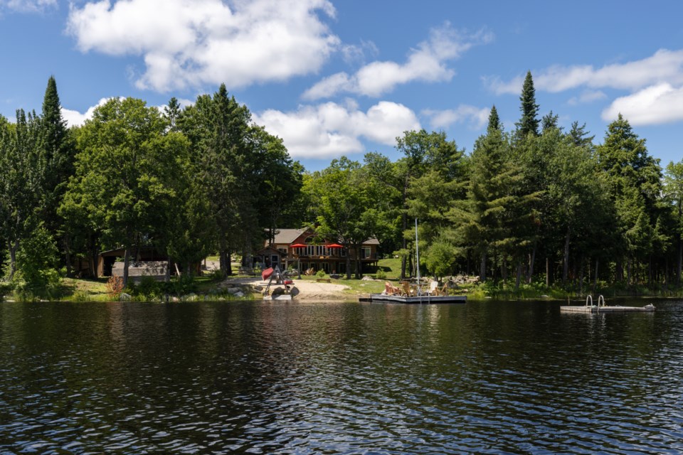 4-melissa-bradbury-peryle-keye-muskoka-realtor_2