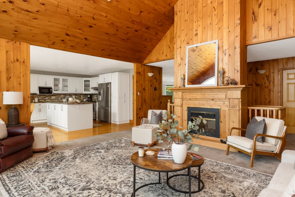 5-melissa-bradbury-peryle-keye-muskoka-realtor